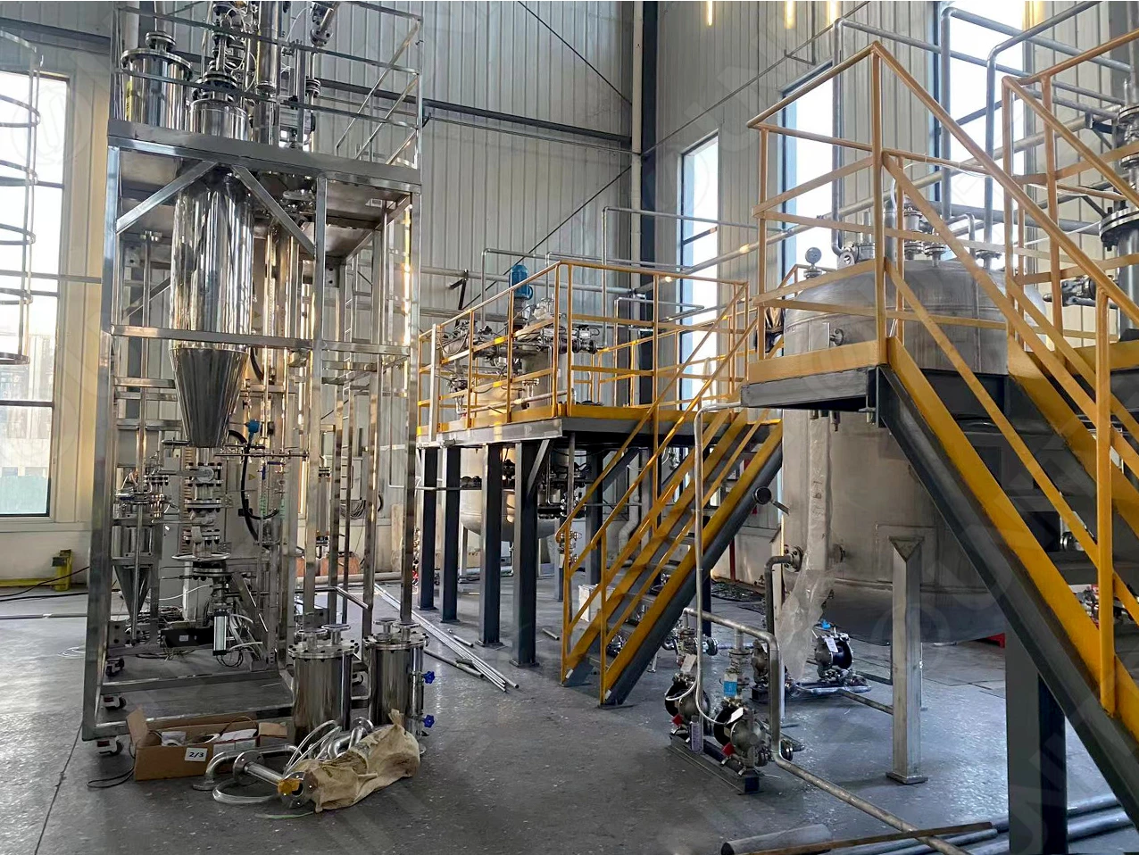 Unite's Precision Filtration Machine Has Been Successfully Applied In The Lithium Battery Industry For Processing Tetrahydrofuran Alkaline Solutions.