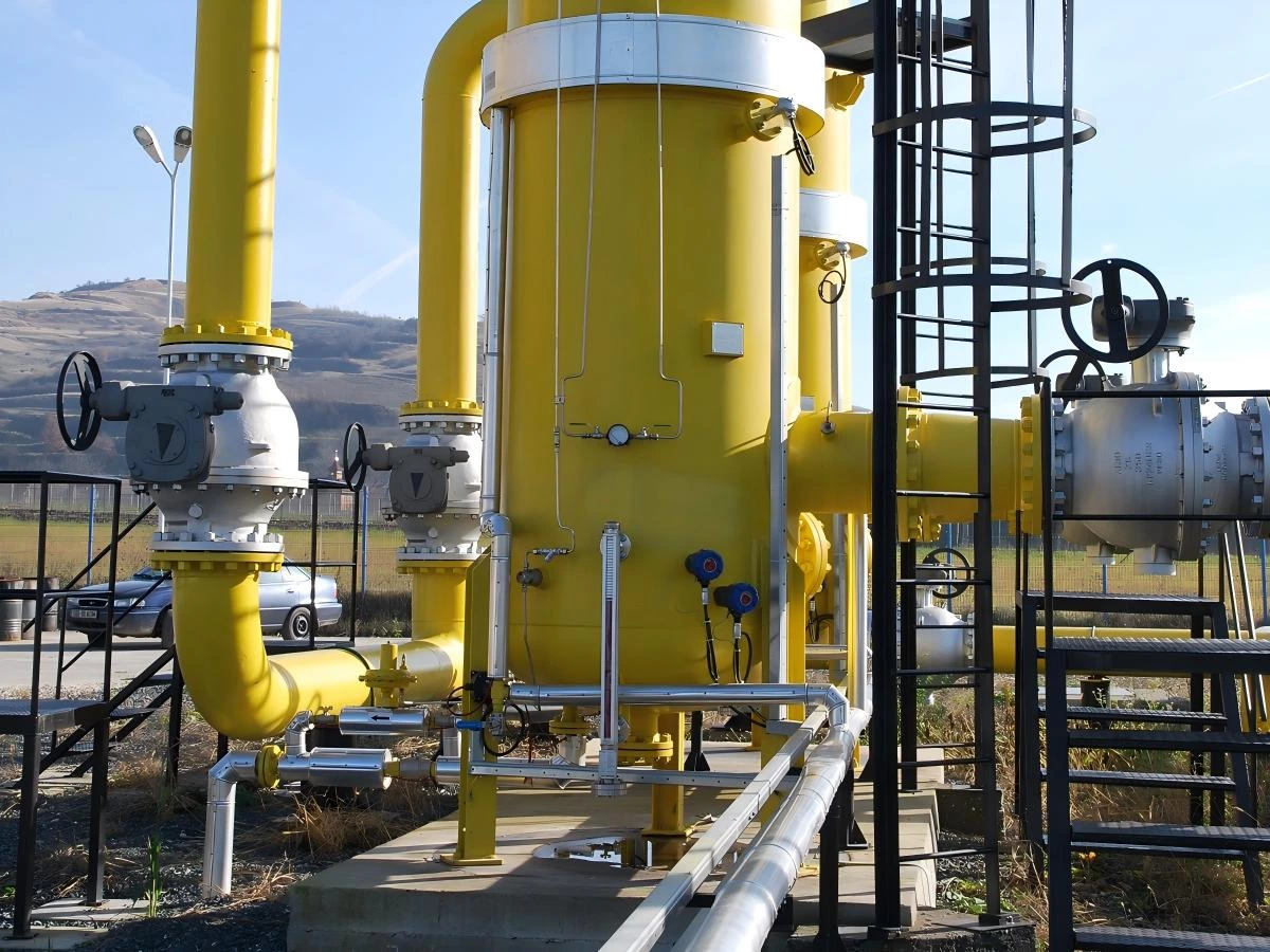 Oil, Gas and Chemicals: Multi - level Protection and "Redundant" Security